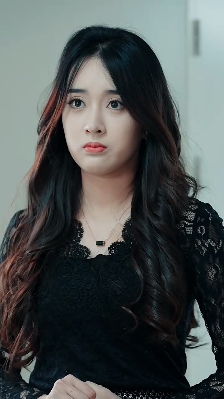 虐完夫人后叶少他疯了 第03集